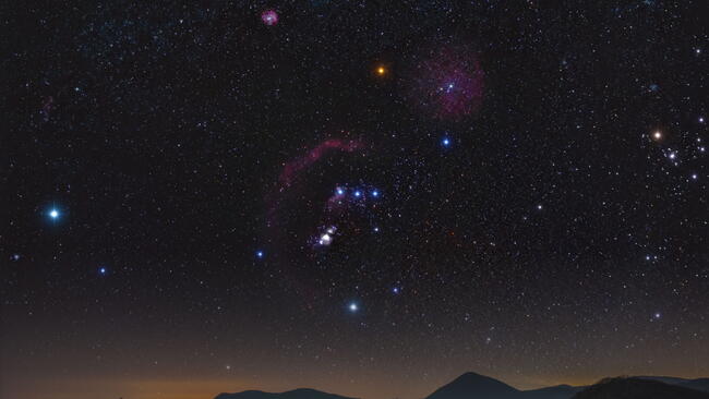 Night sky showing stars, planets, and constellations